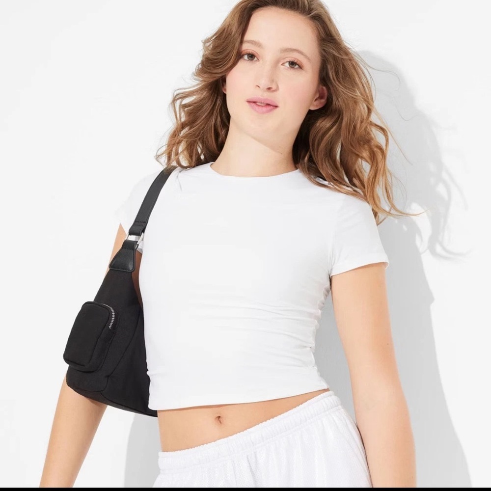 Wild Fable White Short Sleeve Stretch Tee Women’s‎ Size Small NWT